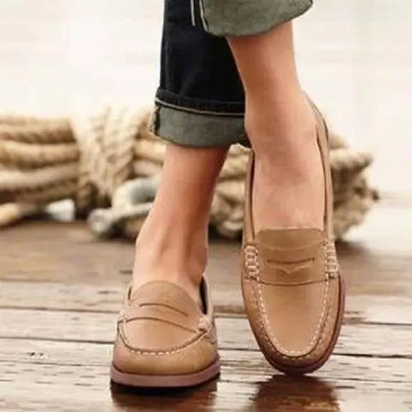 Elegant Black Penny Loafers Women | Classic Moccasin Style, Comfortable Fit 2