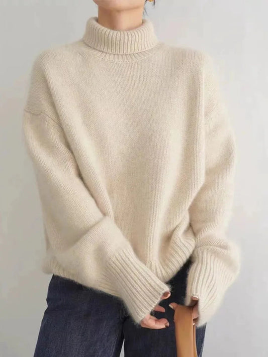 Wilhelmina Turtleneck Relaxed Fit – Women's Sweater in Beige