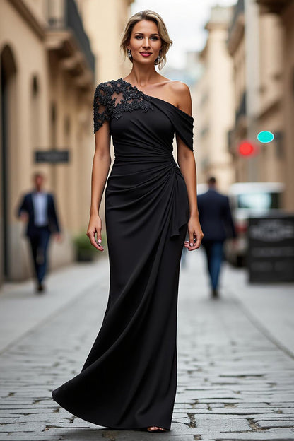 Wilhelmina One-Shoulder Sheath – Women's Gown Dress in Black