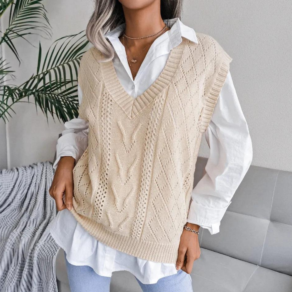 Adriana sweater vest in light blue