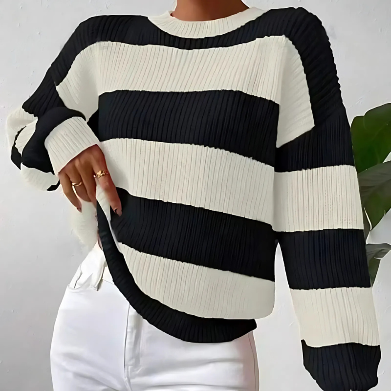 Alyssa | Gestreifter Strickpullover | Winterliches Freizeit-Essential