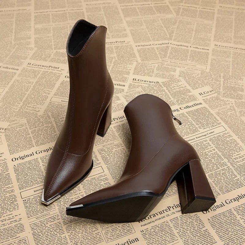 Stylish Chelsea Boots Men | Faux Leather, Chrome Tip Accent 8