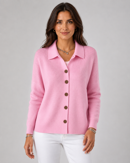 Astrid | Strickjacke mit Kragen und Knöpfen