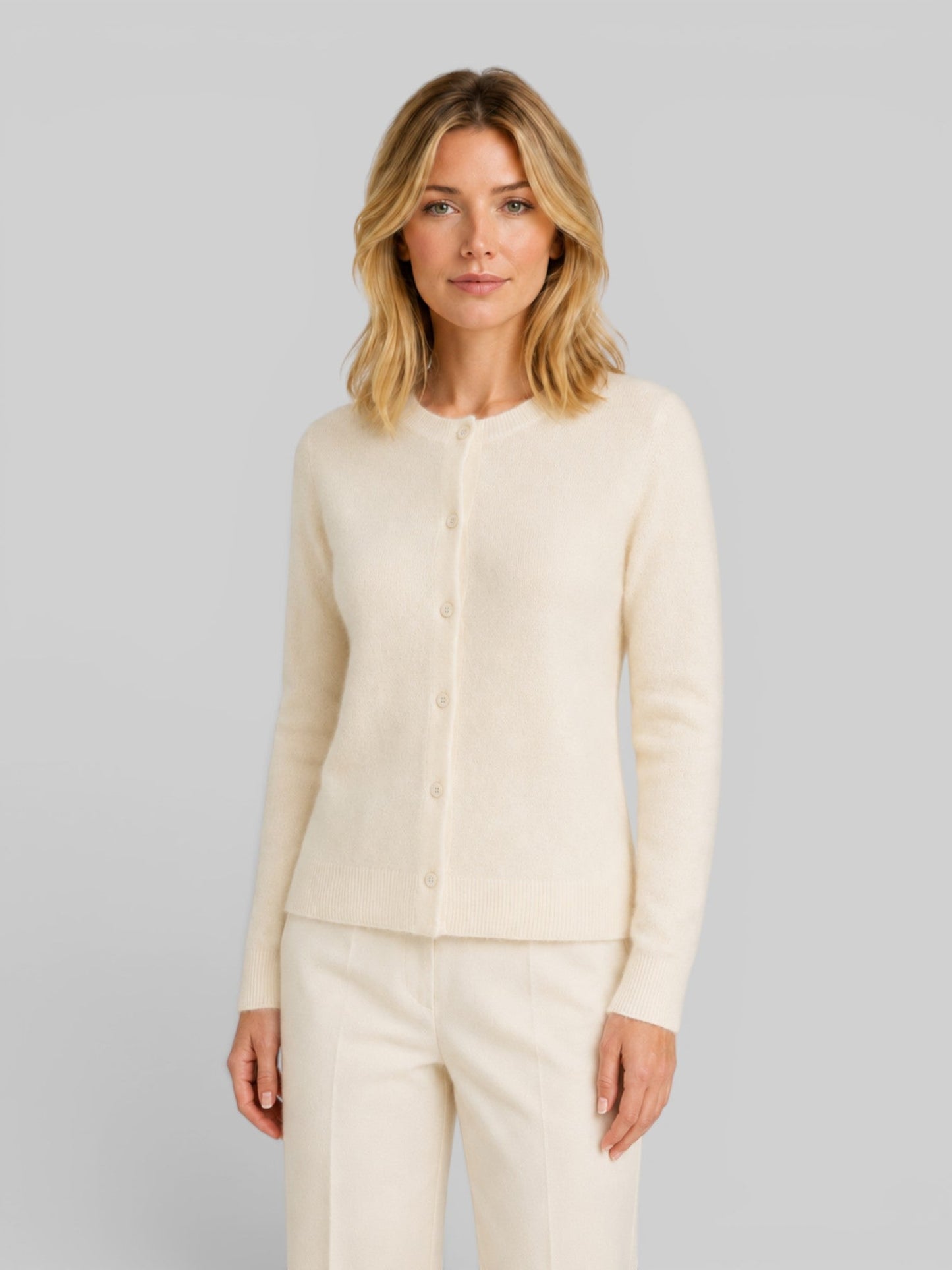 Nora | Langärmliger Strickcardigan
