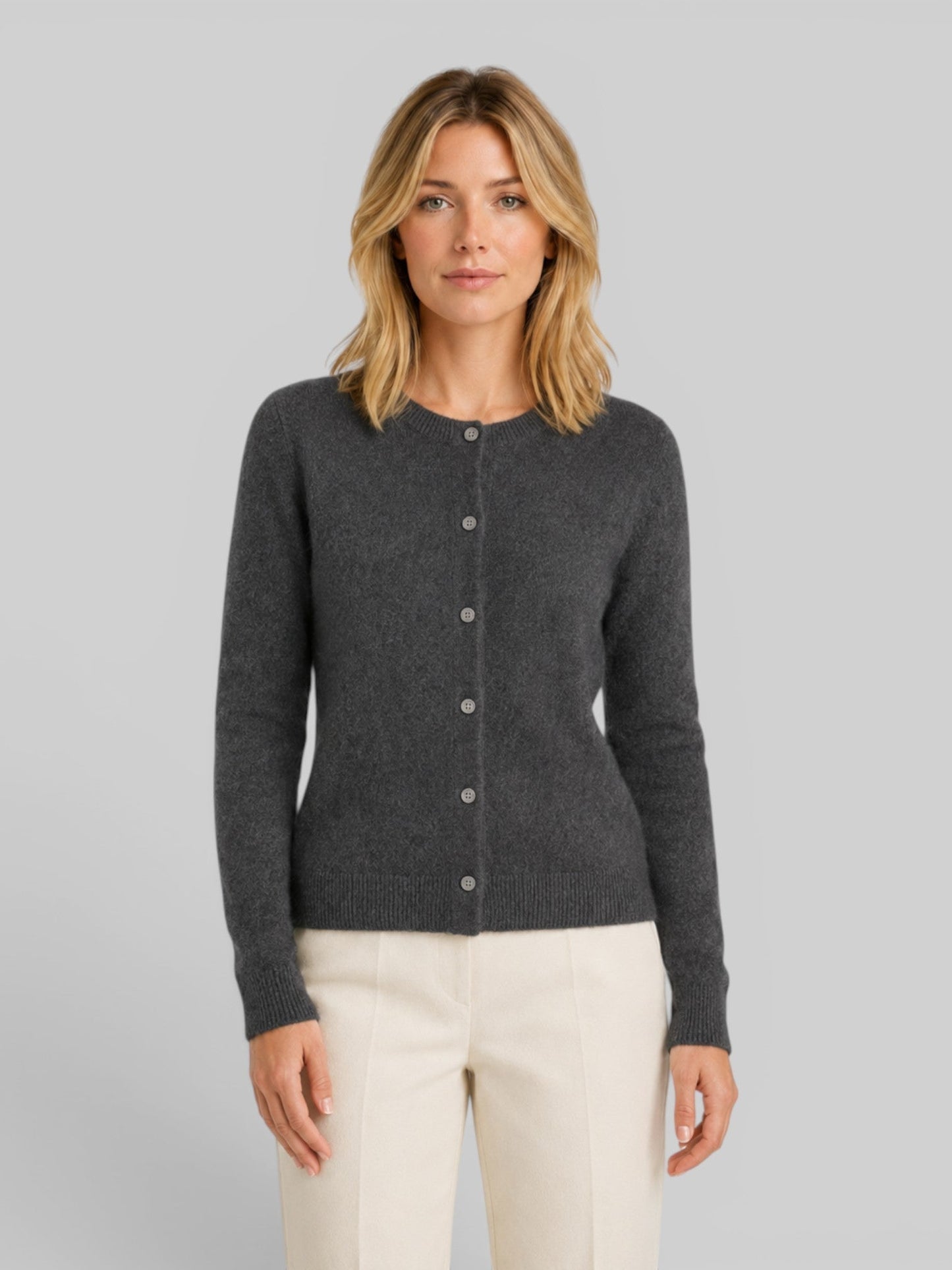 Nora | Langärmliger Strickcardigan