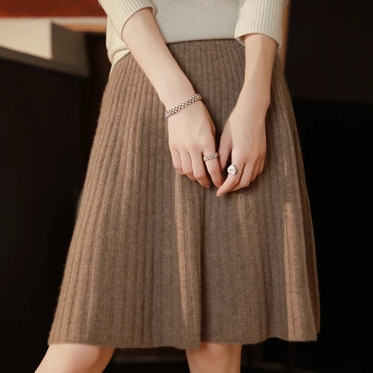 Women's cozy brushed wool midi skirt | High-waist pleated design for versatile styling 0