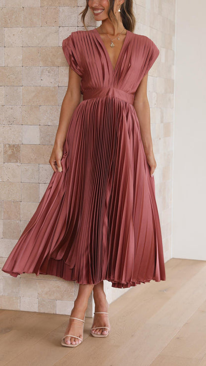 Women's elegant pleated maxi dress | Flattering V-neck summer gown 0