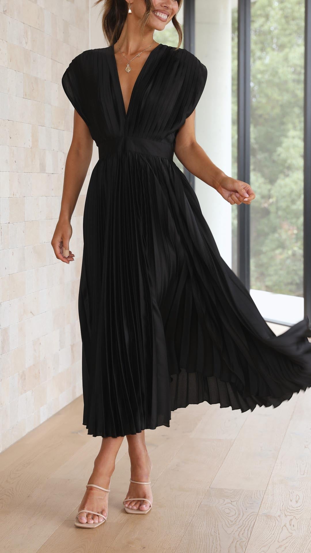 Women's elegant pleated maxi dress | Flattering V-neck summer gown 9