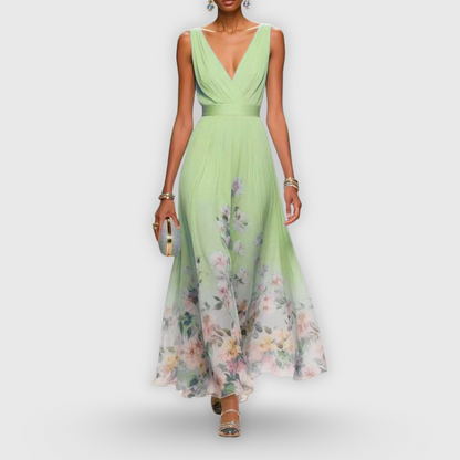 Women's lightweight elegant summer dress | Flattering knee-length fit for any occasion 3