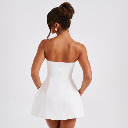Dora | Trägerloses A-Linien-Minikleid