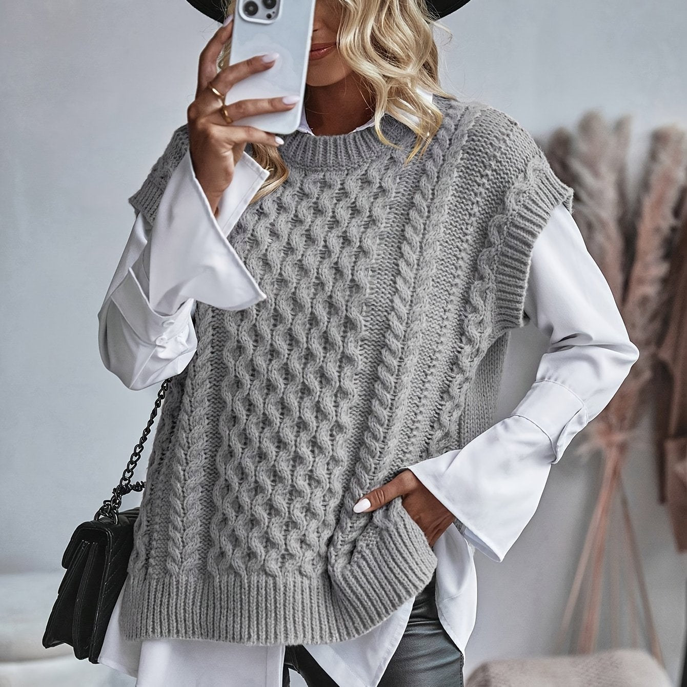 Colette sweater vest in khaki