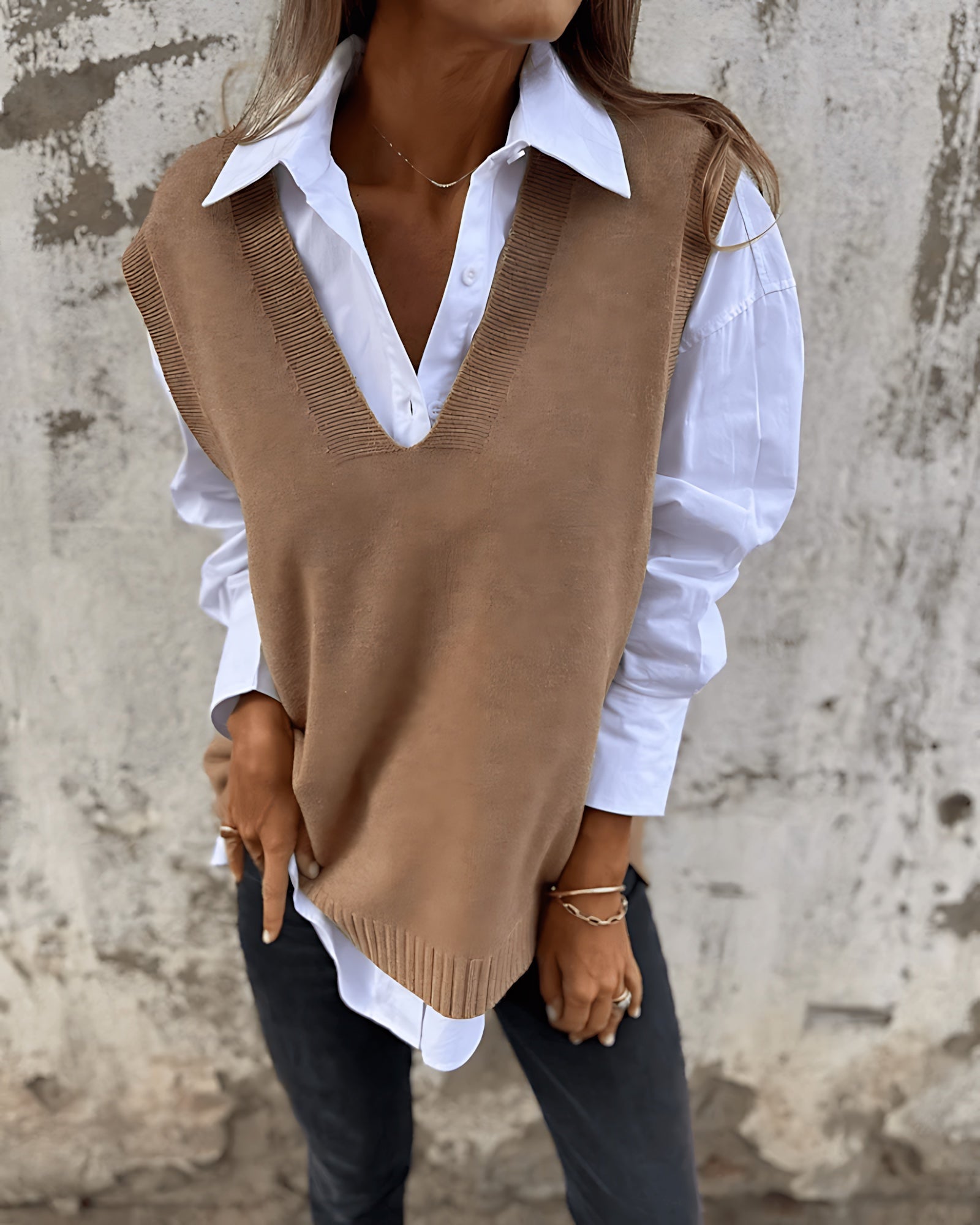 Marguerite sweater vest in brown