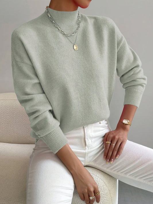 Ottilie Elegant Turtleneck – Women's Sweater in Light Green